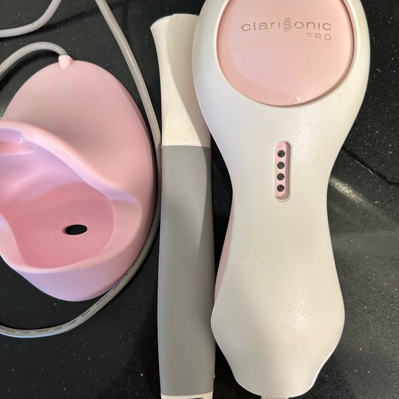 Clarisonic Pro bundle - Picture 3 of 6